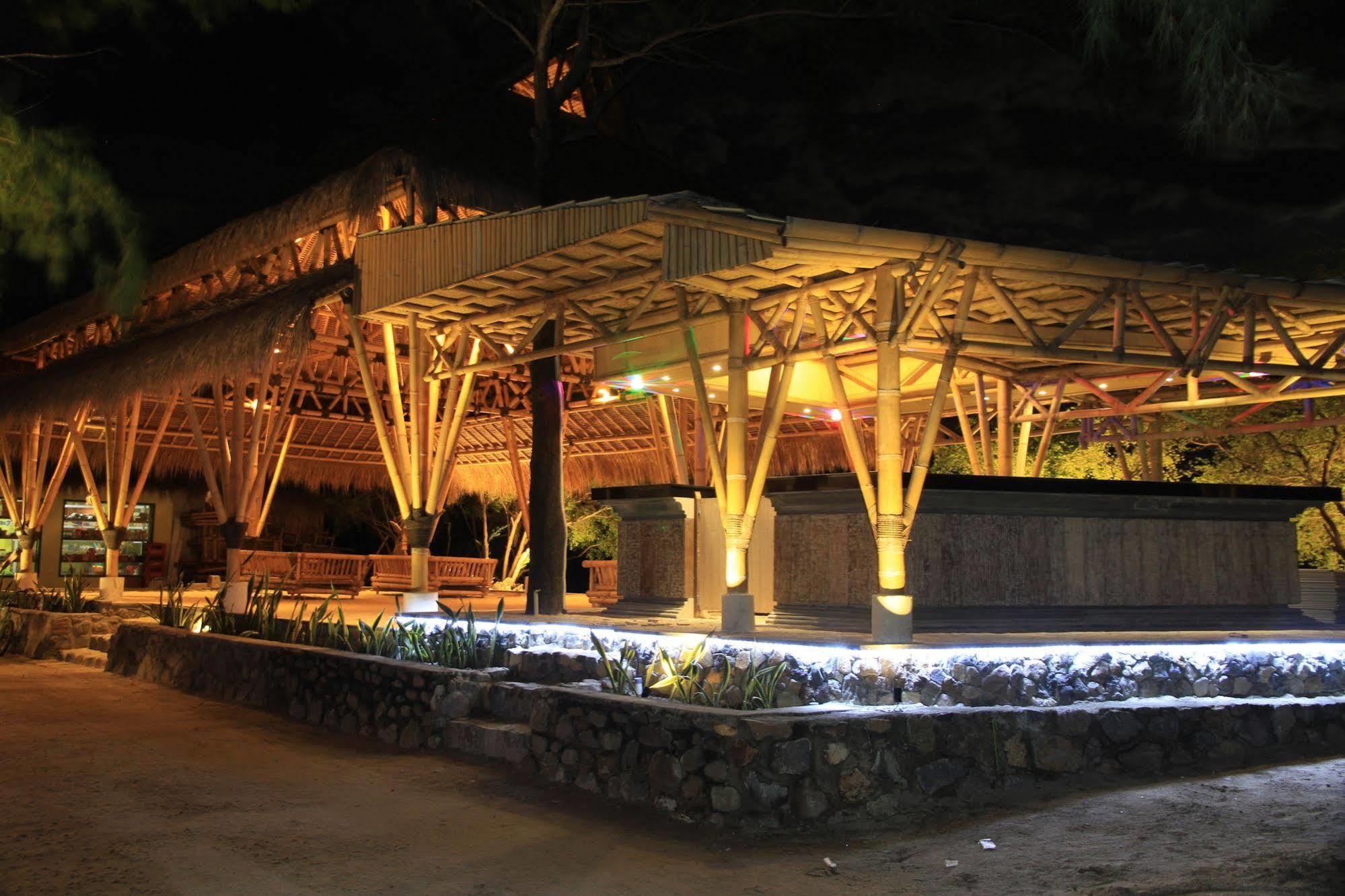 Vamana Resort - Chse Certified Gili Trawangan Esterno foto